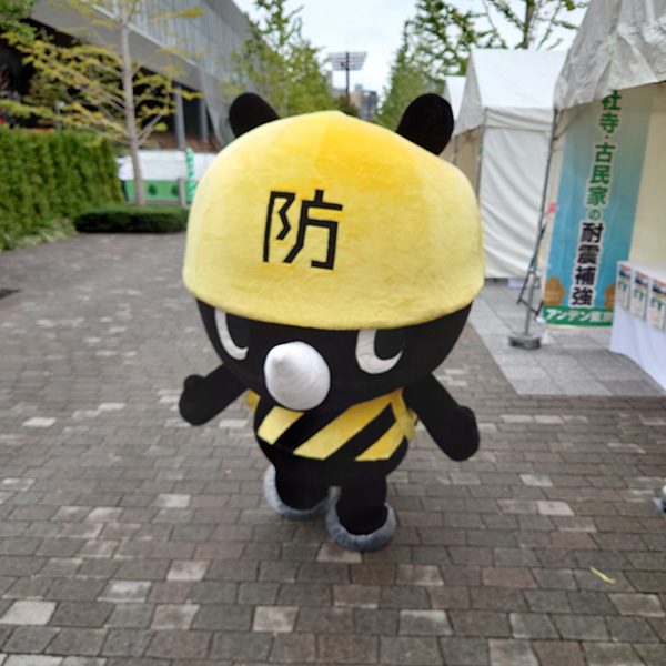 建物の耐震改修工法等の展示会1